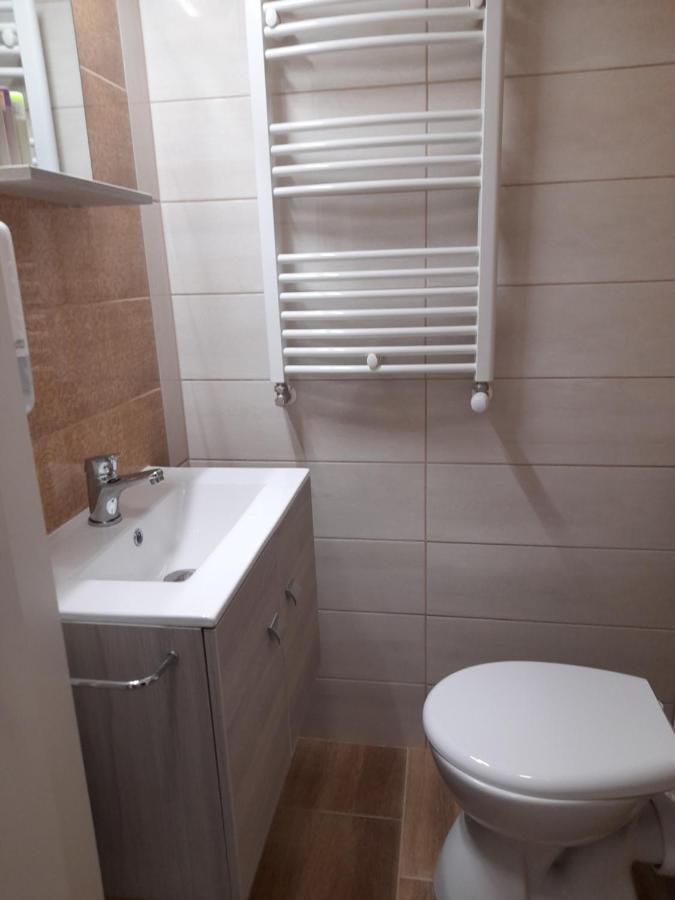 Orion Panzio Bed & Breakfast Hajduszoboszlo Luaran gambar