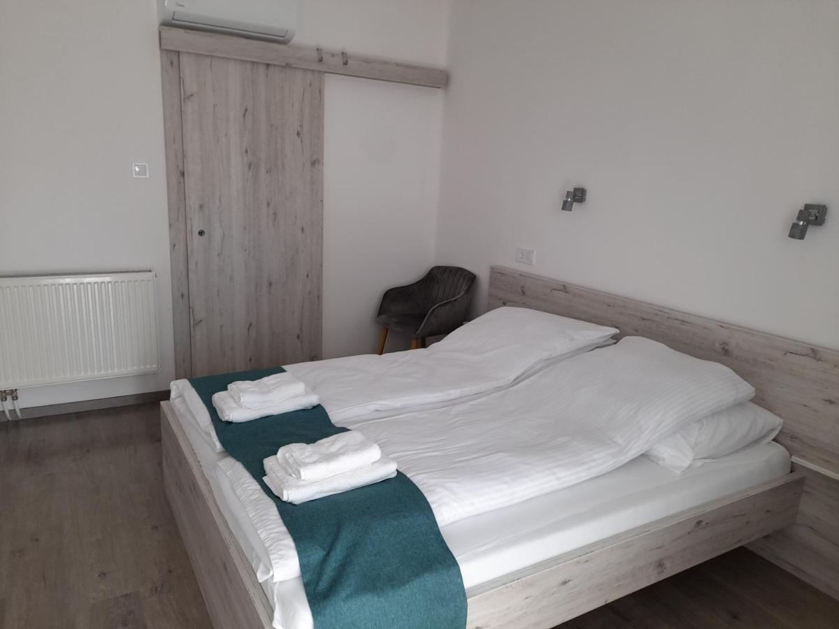 Orion Panzio Bed & Breakfast Hajduszoboszlo Luaran gambar