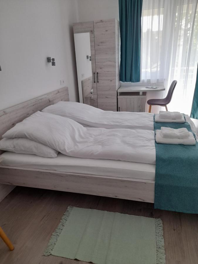 Orion Panzio Bed & Breakfast Hajduszoboszlo Luaran gambar