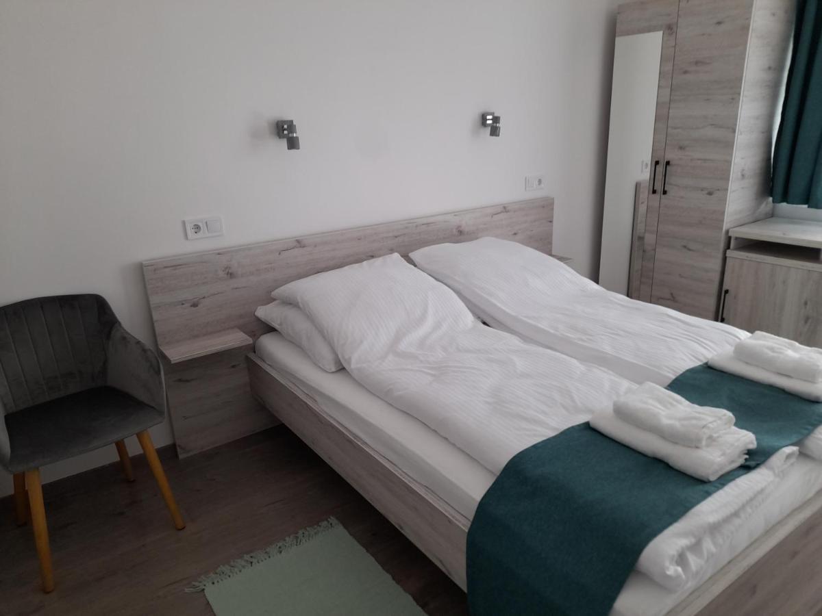 Orion Panzio Bed & Breakfast Hajduszoboszlo Luaran gambar