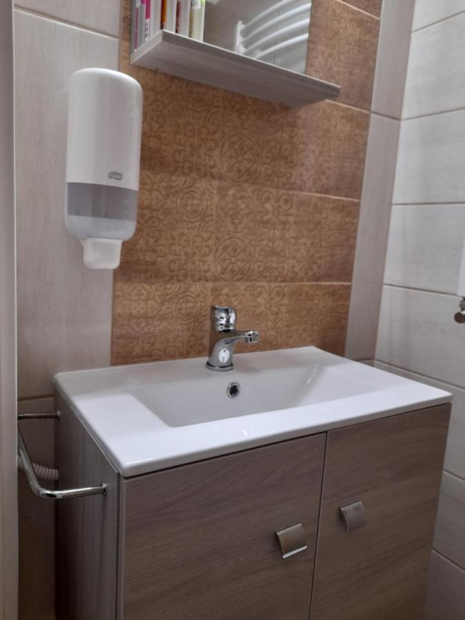 Orion Panzio Bed & Breakfast Hajduszoboszlo Luaran gambar